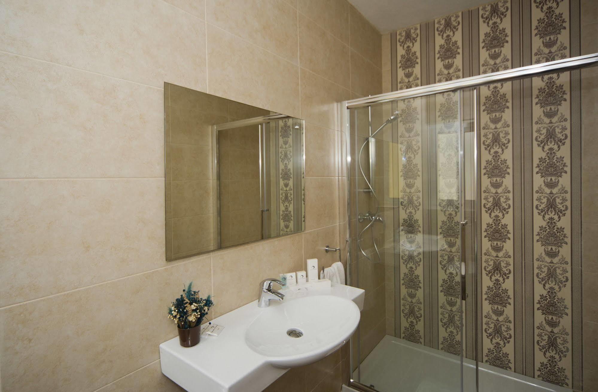 Slimiza Suites Sliema Eksteriør bilde